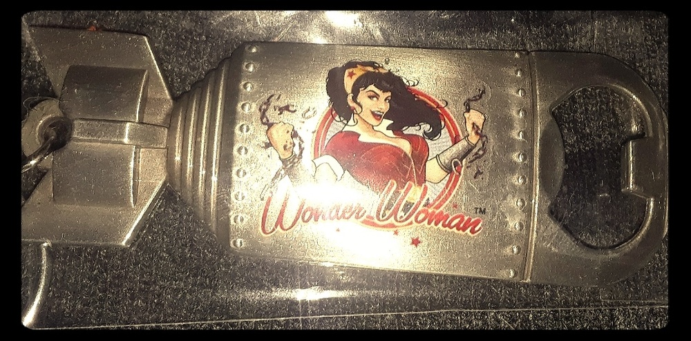 DC Comics Wonder Woman Keychain/Bottle Opener NWT